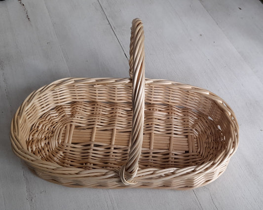 Panier oval en osier blanc